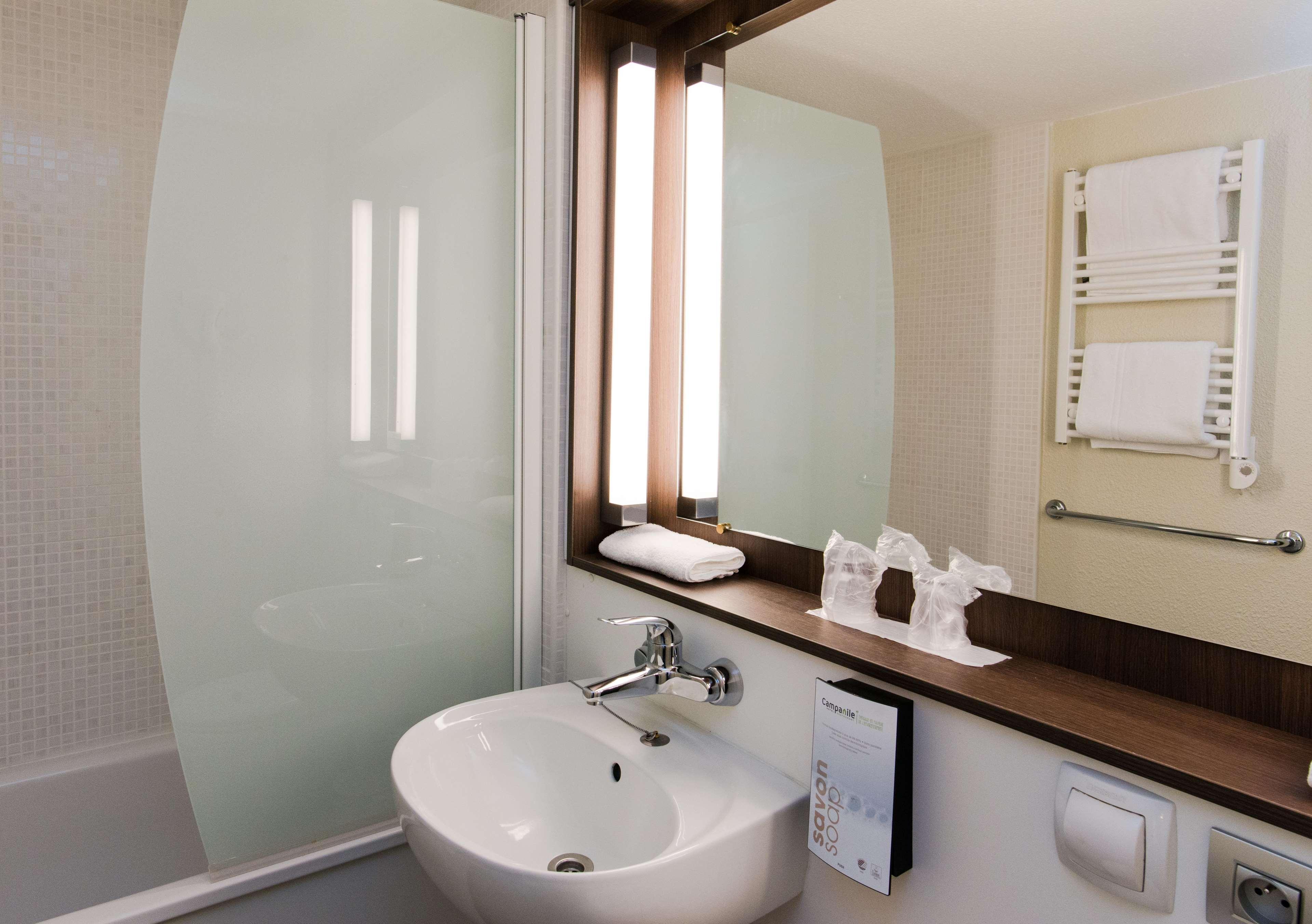 Campanile Agen Hotel Kültér fotó